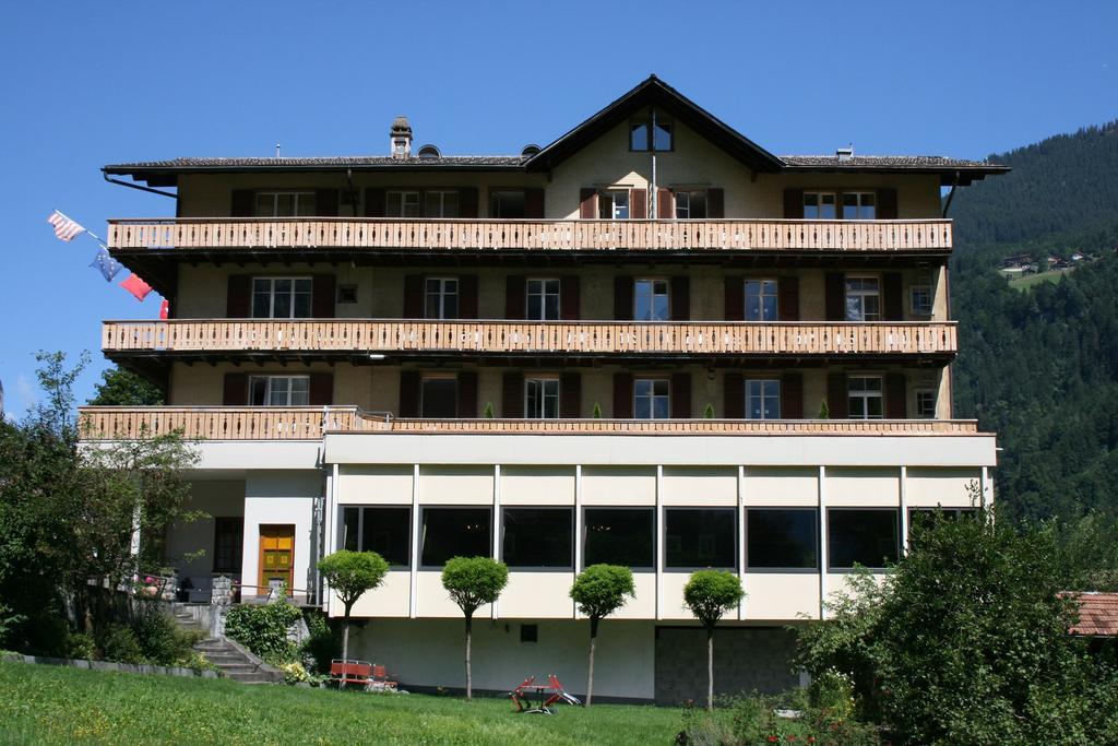 Hotel Staubbach Lauterbrunnen Dış mekan fotoğraf